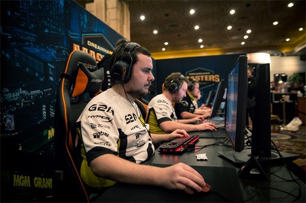 球员身价下 球员身价下