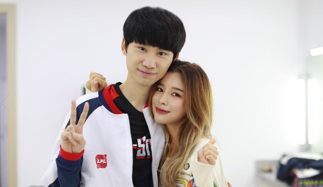 定的首发外 定的首发外