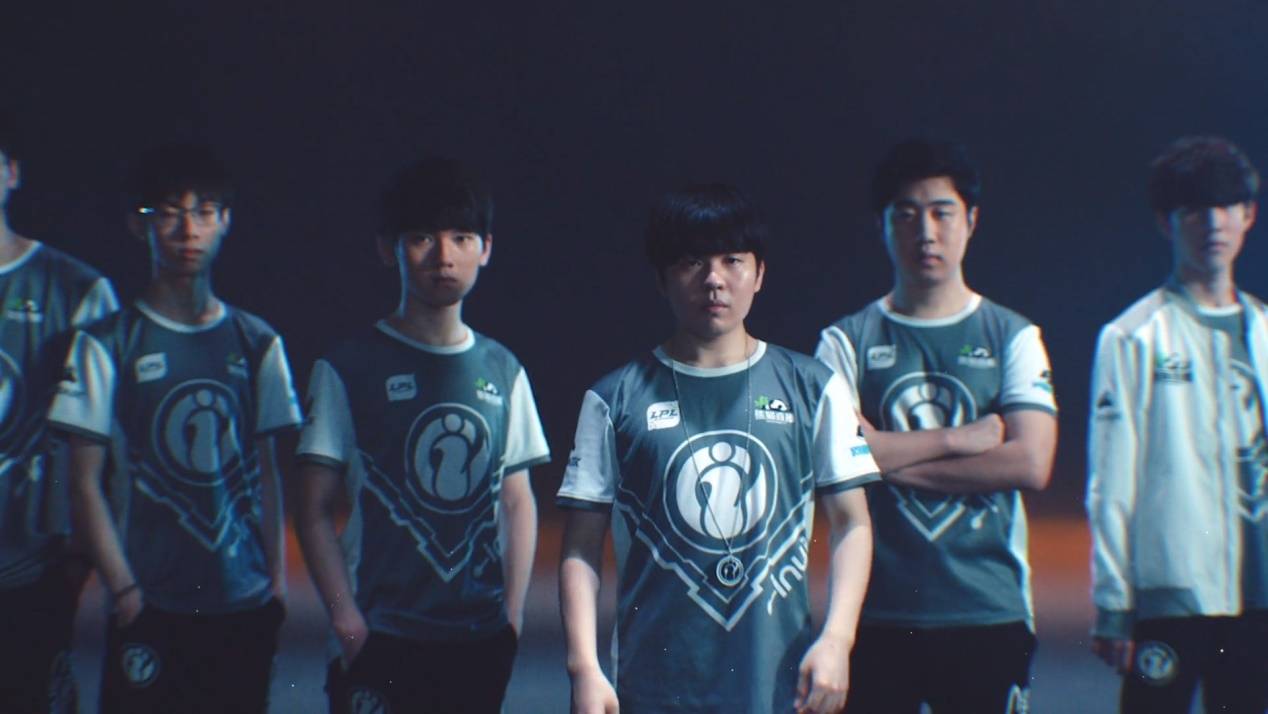 的比赛中展 的比赛中展